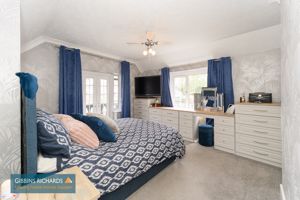 Bedroom- click for photo gallery